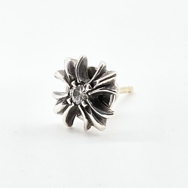 크롬하츠 CH 플러스 스터드 다이아 이어링 [ OS ]