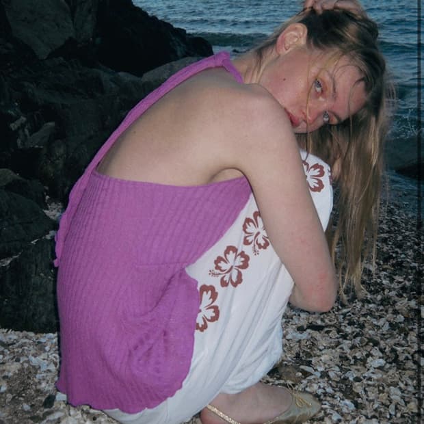 폴리수엠 studded cable halter top