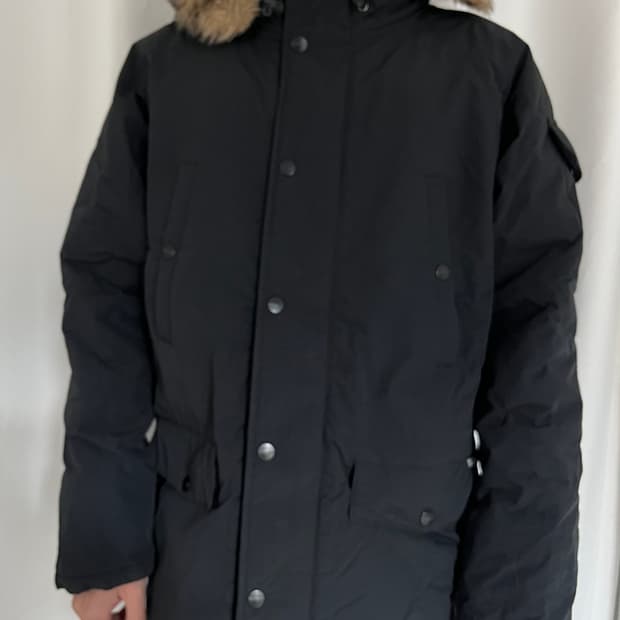 칼하트 패딩 자켓 국내 정식 수입라벨