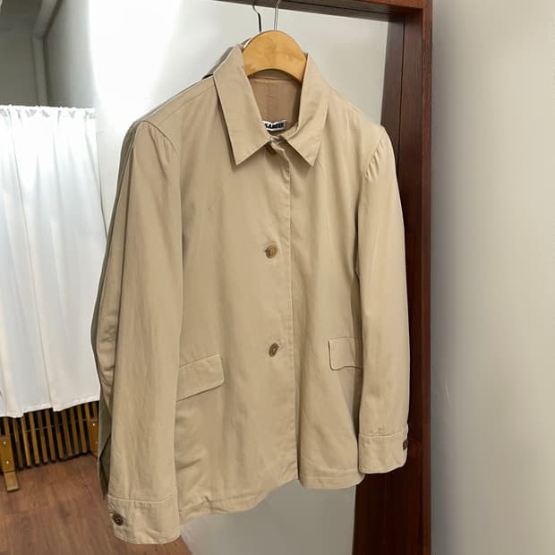 질샌더 테일러드 자켓 싱글 버튼업 플랩 포켓 디테일 레귤러핏 베이지