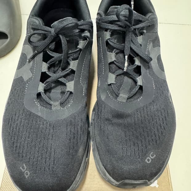 온러닝 클라우드 몬스터 285 