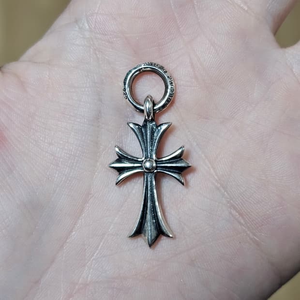 크롬하츠 타이니크로스 펜던트