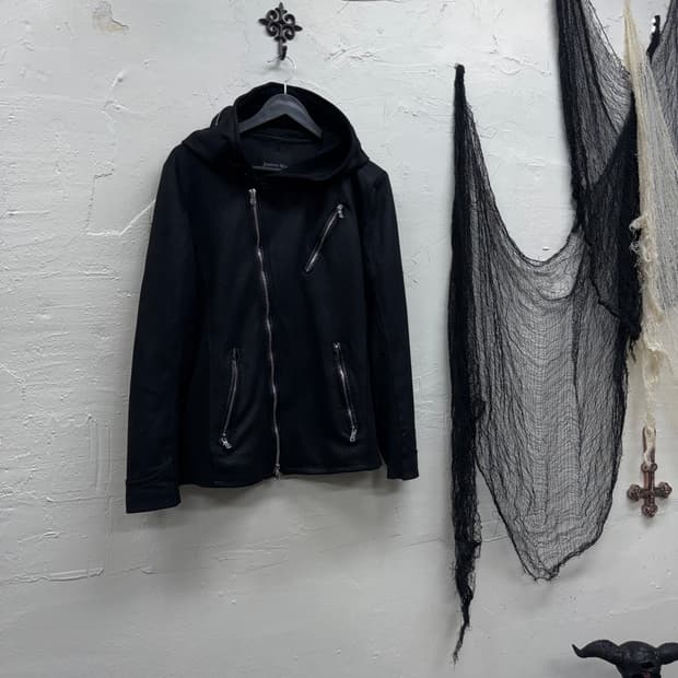 Johnny wolf 00s fake swede big hood ride