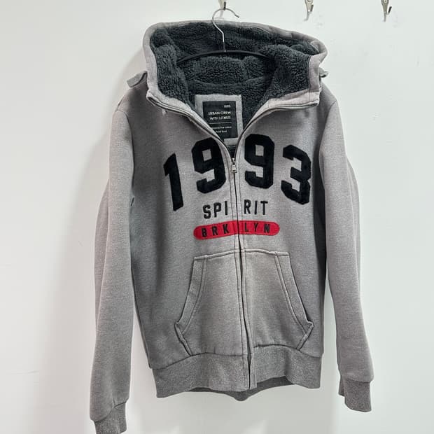 Litmus fur hood zip up 