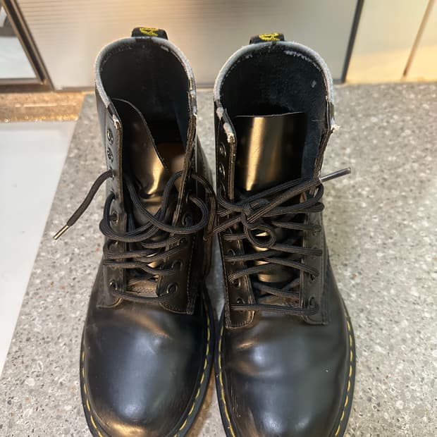 닥터마틴 1460 255 