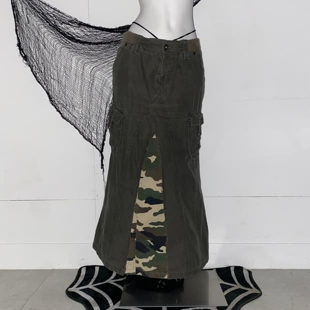 ꒰ঌ 체로키 카모플라쥬 카고 스커트 ໒꒱