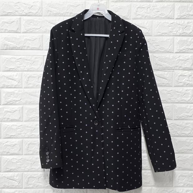 택포) Givenchy 지방시 블랙 도트 블레이저 M