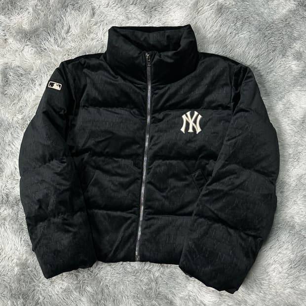 MLB 양키스 모노그램 벨벳 숏패딩 xs