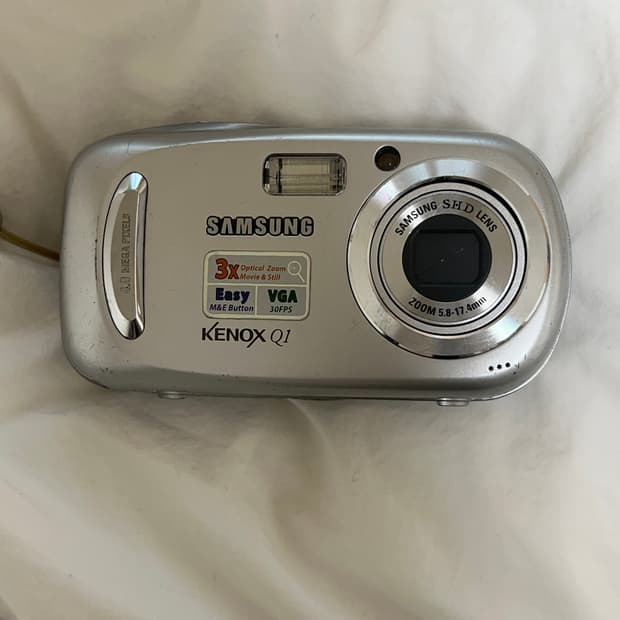 삼성 KENOX Q1 디지털카메라