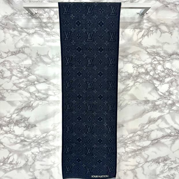 루이비통 마이 모노그램 머플러 블랙/그레이 