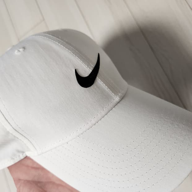 새상품급)나이키 LEGACY91 드라이핏 볼캡 모자 프리사이즈