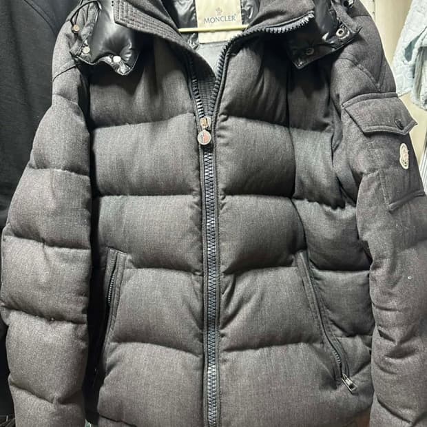 몽클레어 몽제네브르 2사이즈 그레이