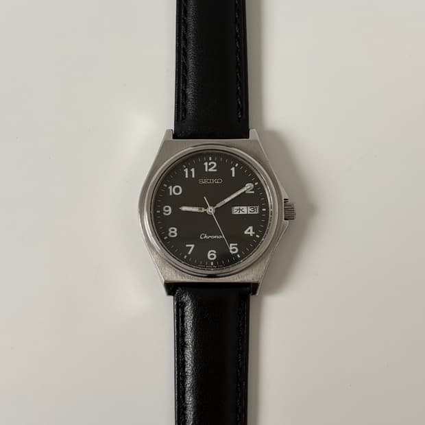 1980s Chronos Black Dial Silver Quartz