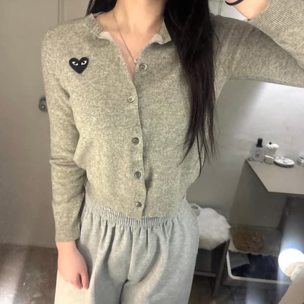 정품 꼼데가르송 가디건 🖤🩶
