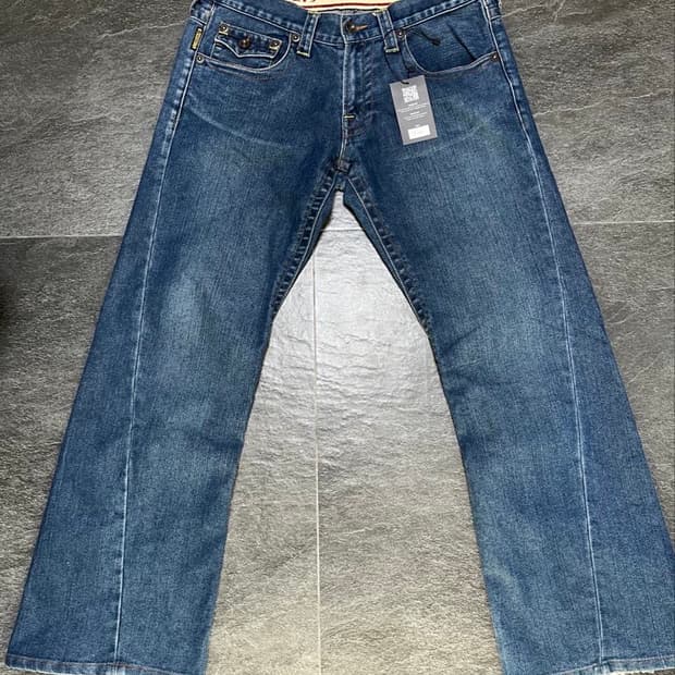 아르마니 로우라이즈 부츠컷 데님 청바지