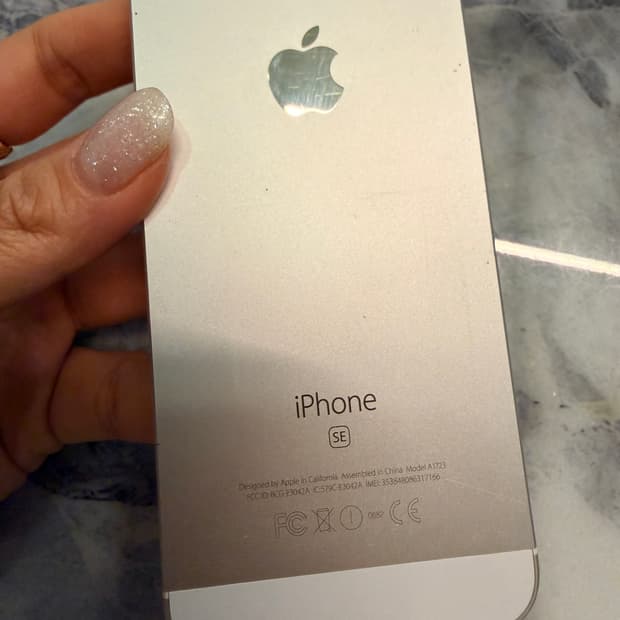 아이폰se 64기가 배터리100