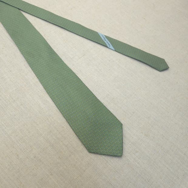 페라가모 실크 넥타이 그린 패턴