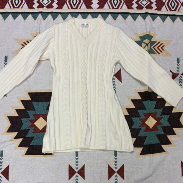 아이보리 V넥 니트원피스 미착용제품