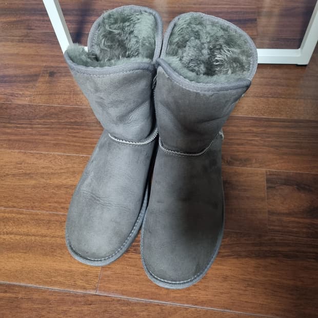 커클랜드 코스트코 어그부츠 7사이즈(235~240)