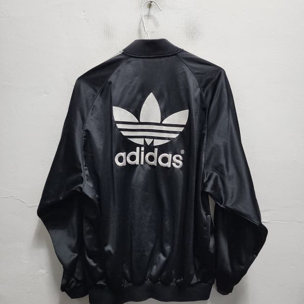 아디다스 90s 빅로고 트랙탑