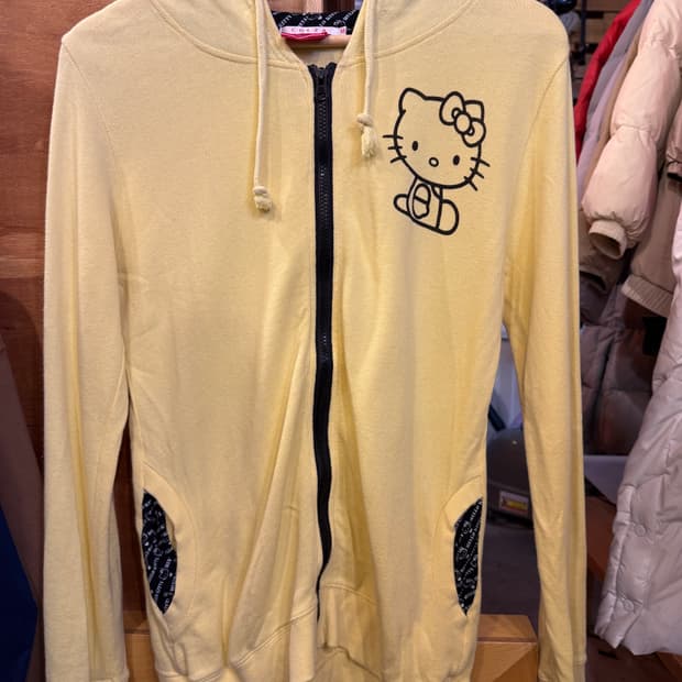 헬로키티 옐로우 후드집업