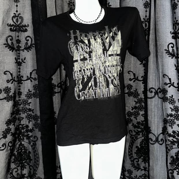 Rock chic short-sleeve
