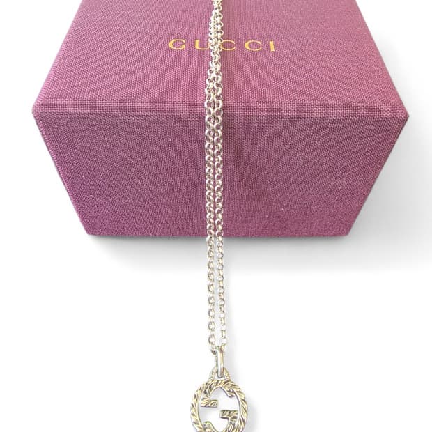 구찌 인터로킹 신형 목걸이