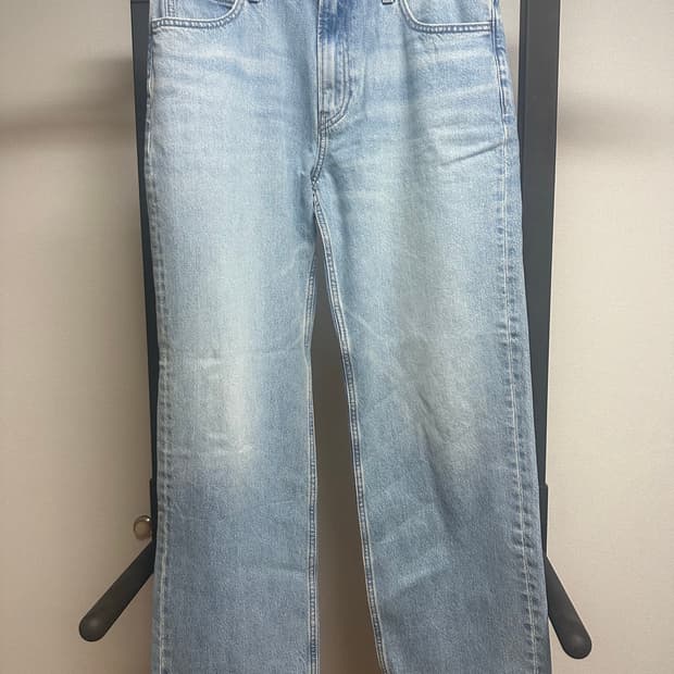 유니클로 jw앤더슨 스트레이트 진 32