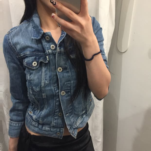 Levi’s 리바이스 모리걸 괴짜 슬림핏 7부 데님 자켓