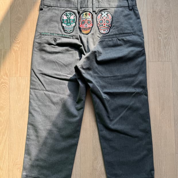 사스콰치패브릭스 해골 패치 슬랙스