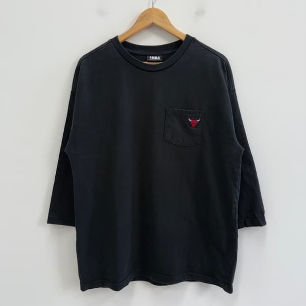 [L] NBA 엔비에이 공용 시카고불스 포켓 7부 티셔츠 3718