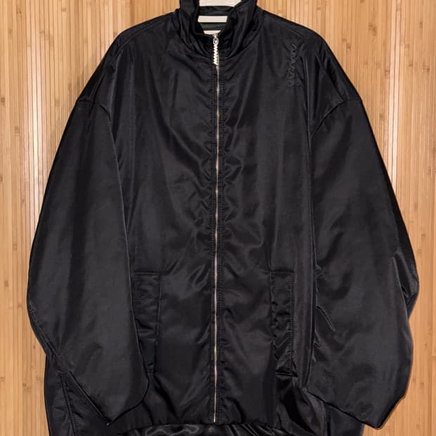 마르니 하이넥 집업 봄버 재킷