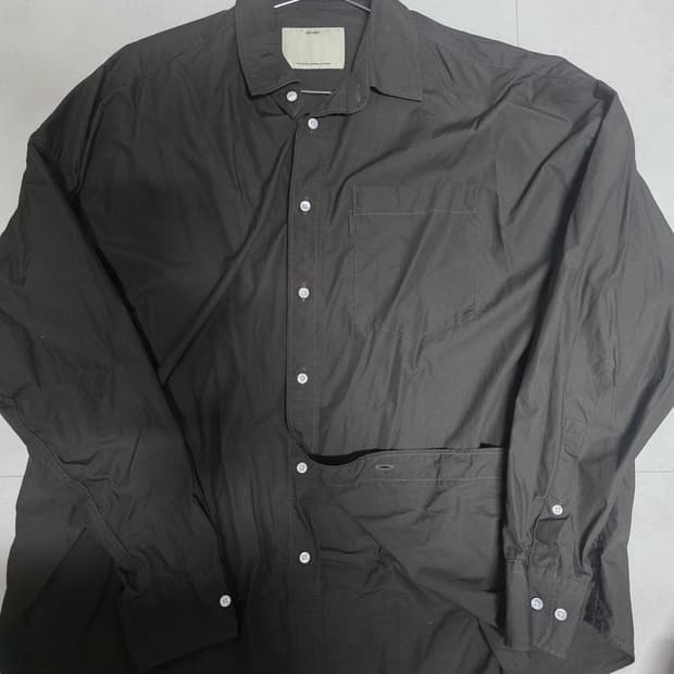 포터리 빅셔츠 차콜 1사이즈