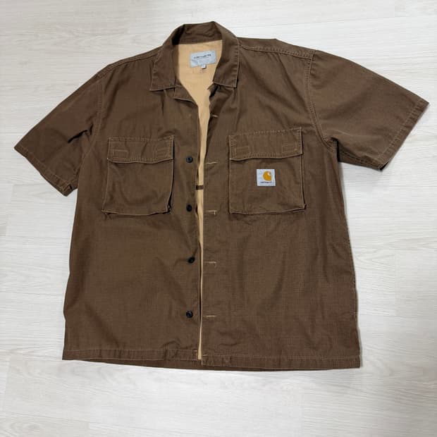 칼하트 WYNTON SHIRT L size 판매합니다