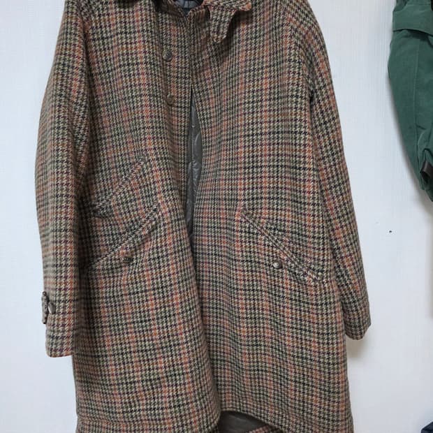 이스트로그 발마칸 코트 판매합니다. 