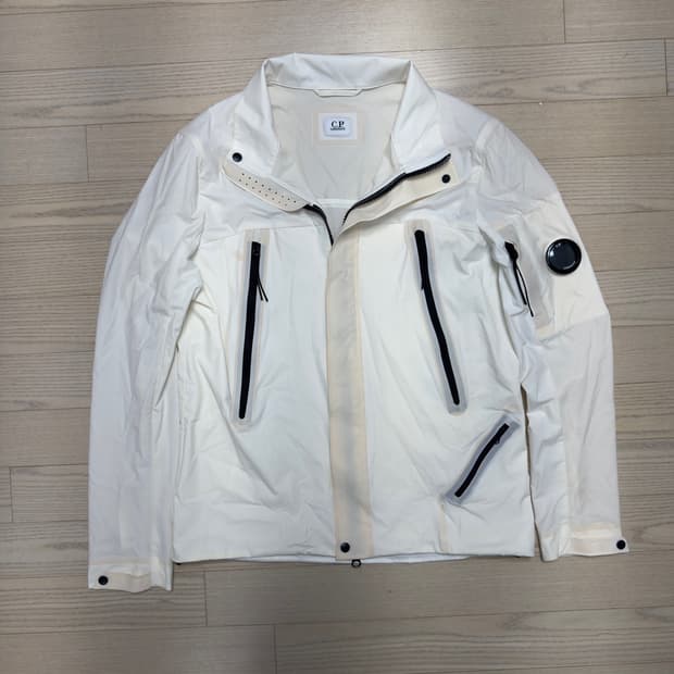 C.P. Company pro-tek 바람막이