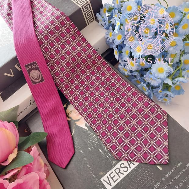 베르사체 실크 핑크 다이아 패턴 넥타이 9.2cm A+등급 K1397
