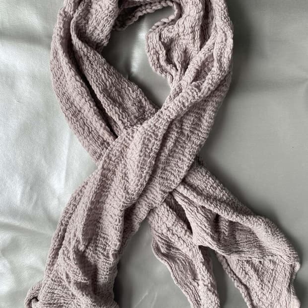 Gabi fabys 가비패브릭 스카프 그레이 새상품