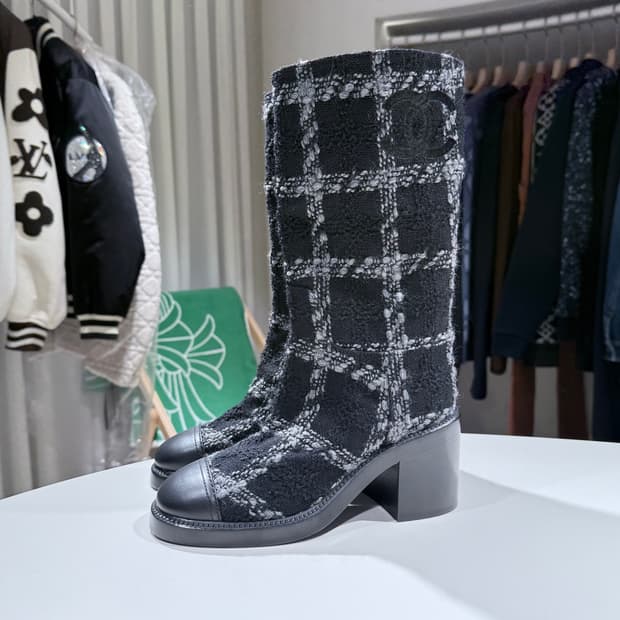 37 / 샤넬 울 트위드 페이던트 카프스킨 하이 부츠