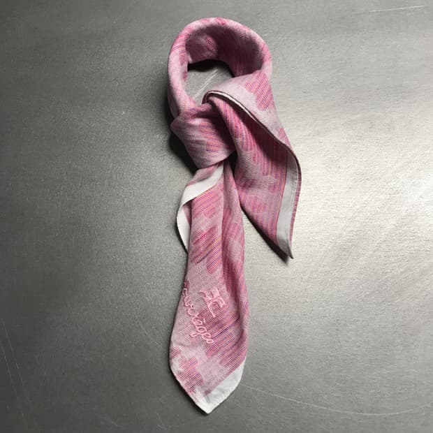 꾸레쥬 핑크 손수건