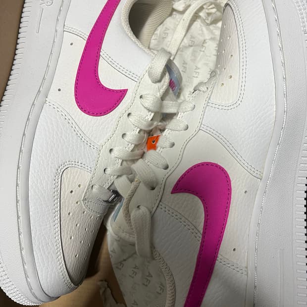 나이키 에어포스 235