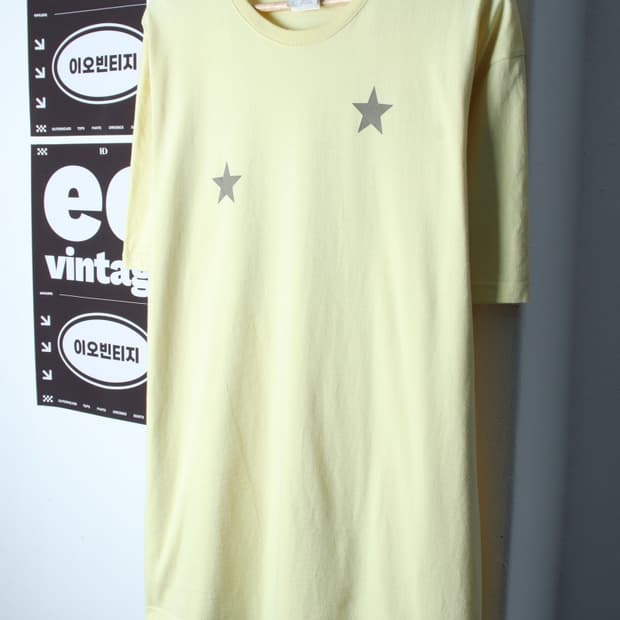 (L-XL) 더바이닐하우스 반팔 티셔츠 빅로고 스타 노랑-H35881