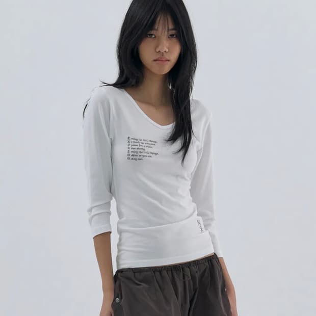 웰빙익스프레스 브이넥 V neck 3/4 sleeve White