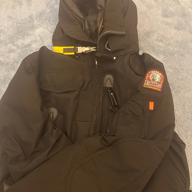 (새상품급)파라점퍼스 고비 22시즌 M