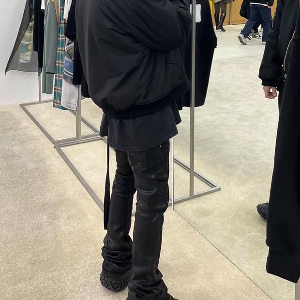 Reversible ma-1 faux fur linning