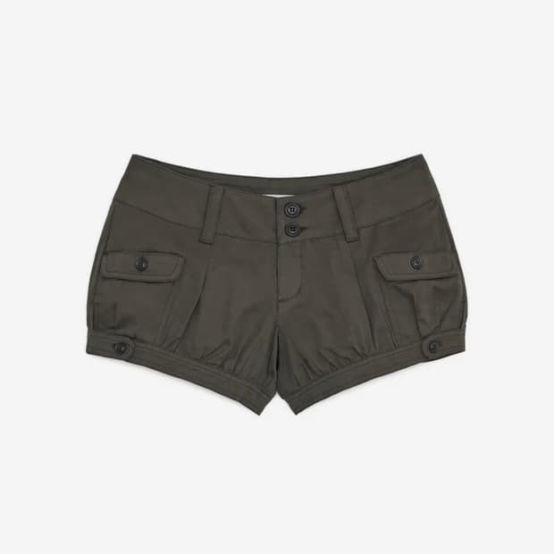 허그유어스킨 Pumkin flap shorts