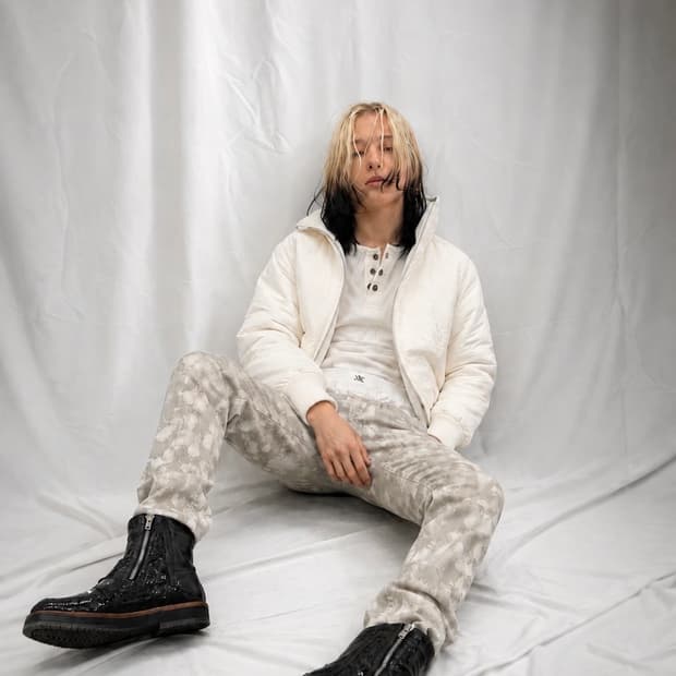 Maison Margiela MM6 애시드 컷오프 슬림 팬츠