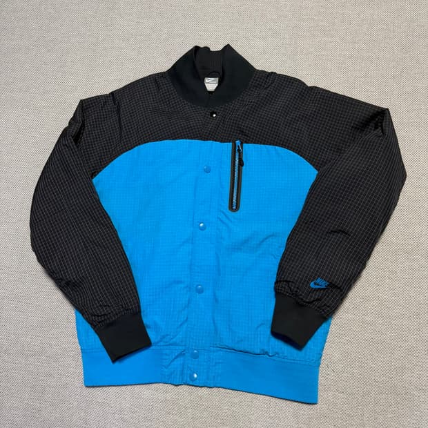 나이키 사이드로고 봄버 자켓