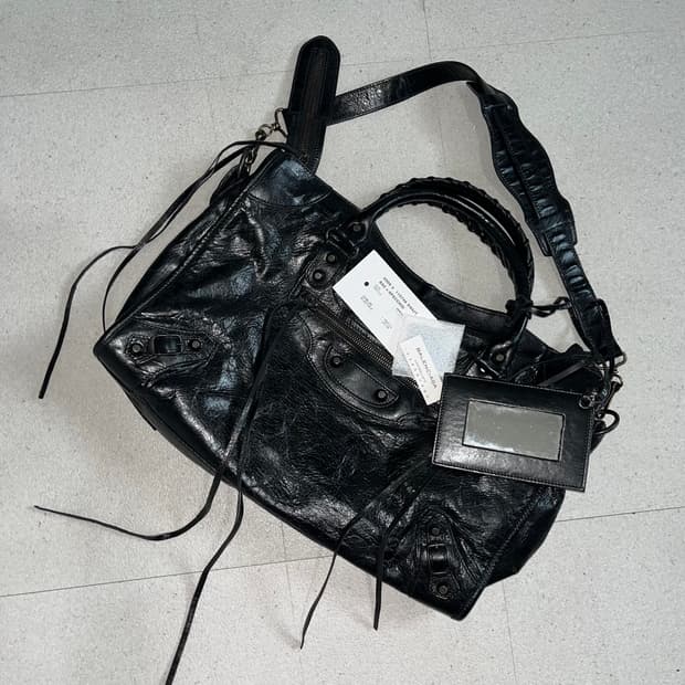 Balenciaga 발렌시아가 모터백 시티백 블랙