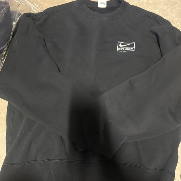 M사이즈 나이키 스투시 NRG 워시드 플리스 크루넥 맨투맨 블랙